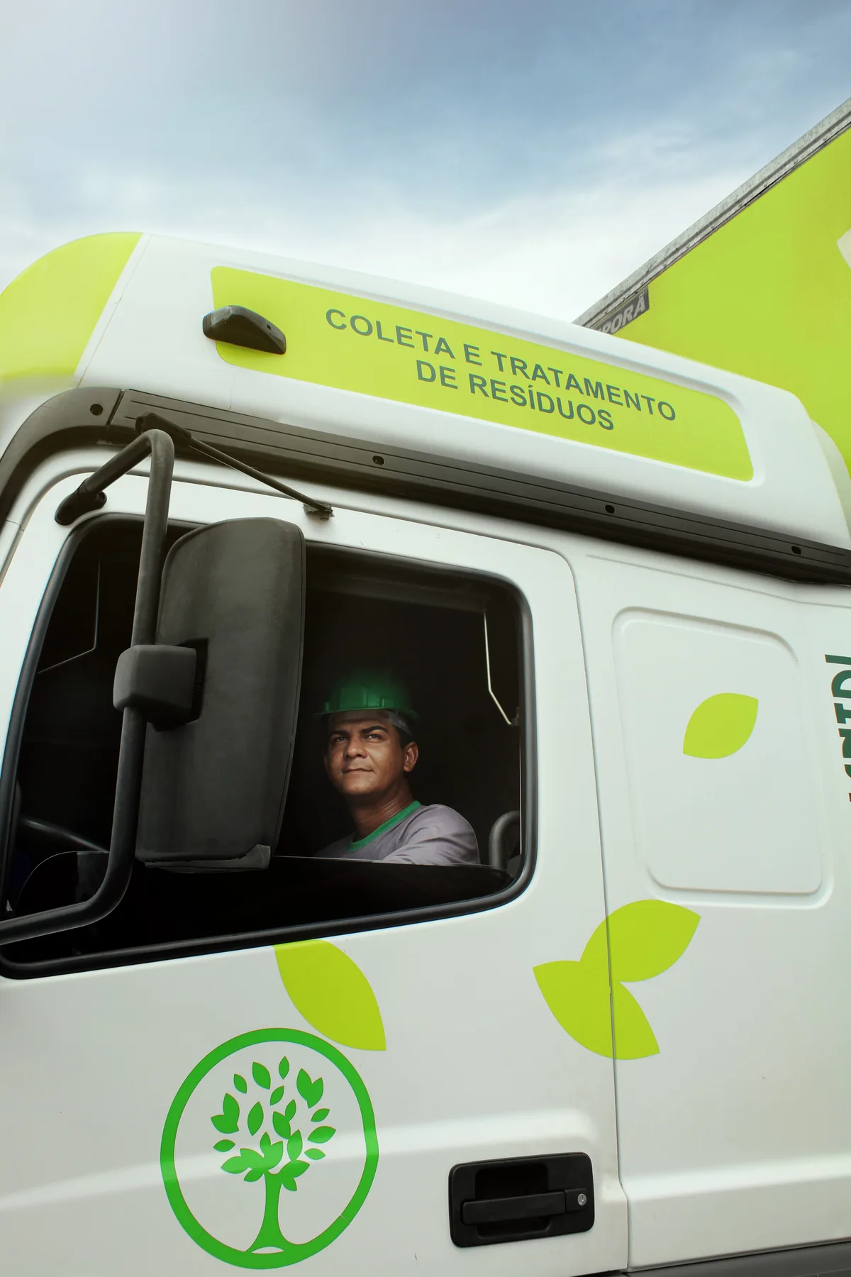 Foto de um colaborador Paz Ambiental